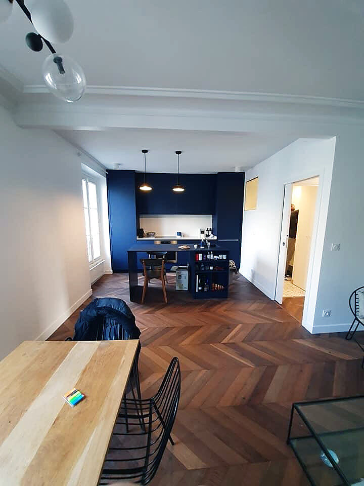 Cuisine ouverte sur le séjour – chantier Amenite
